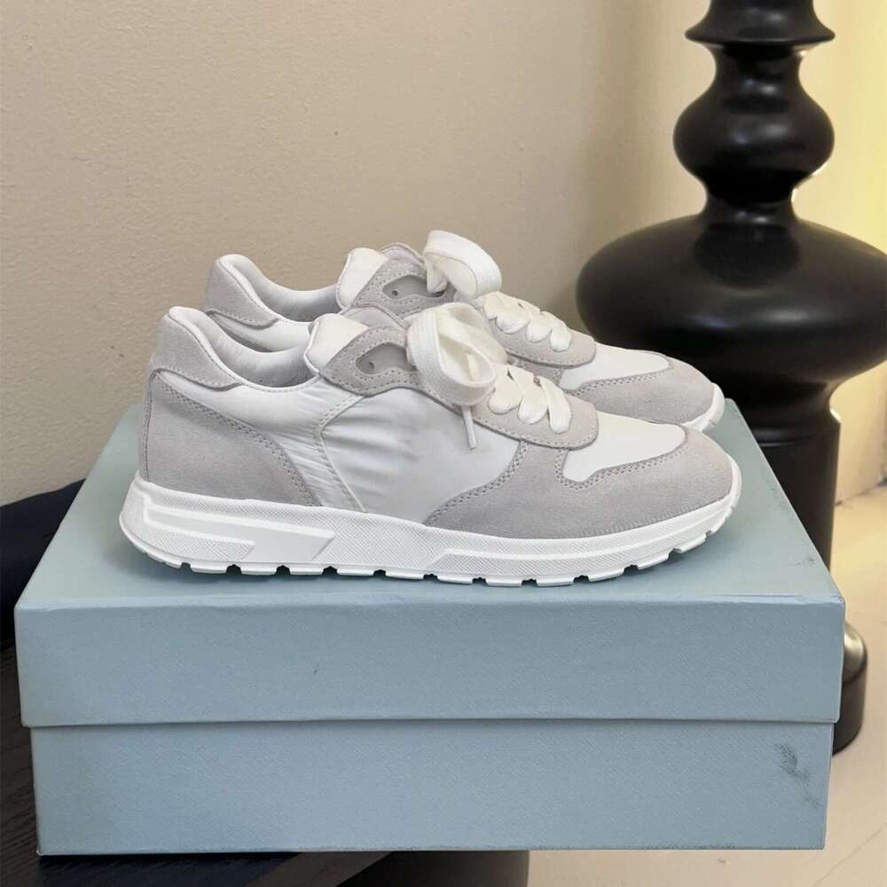 New Women Natural Cow Suede Sneakers Splicing Sports Leisure Flats Round Toes Lace Up Designer Shoes Zapatillas De Mujer