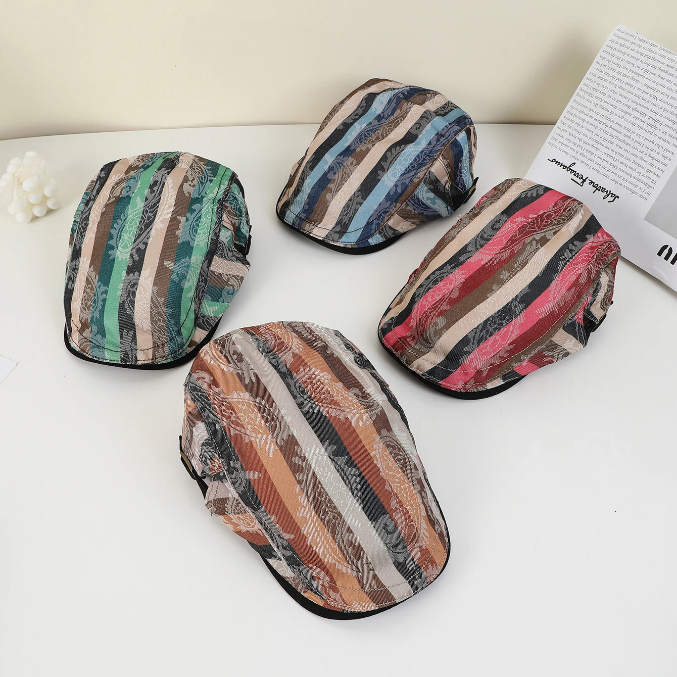 Ethnic fashion color matching striped cashew flower beret street travel with face small front hat 250512