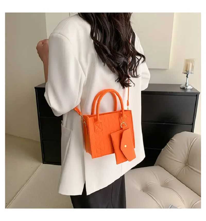 New Zipper Messenger Bag Solid Color Felt Women Shoulder Bag Luxury Designer Handbag Casual Crossbody Bags for WomenXJ250512