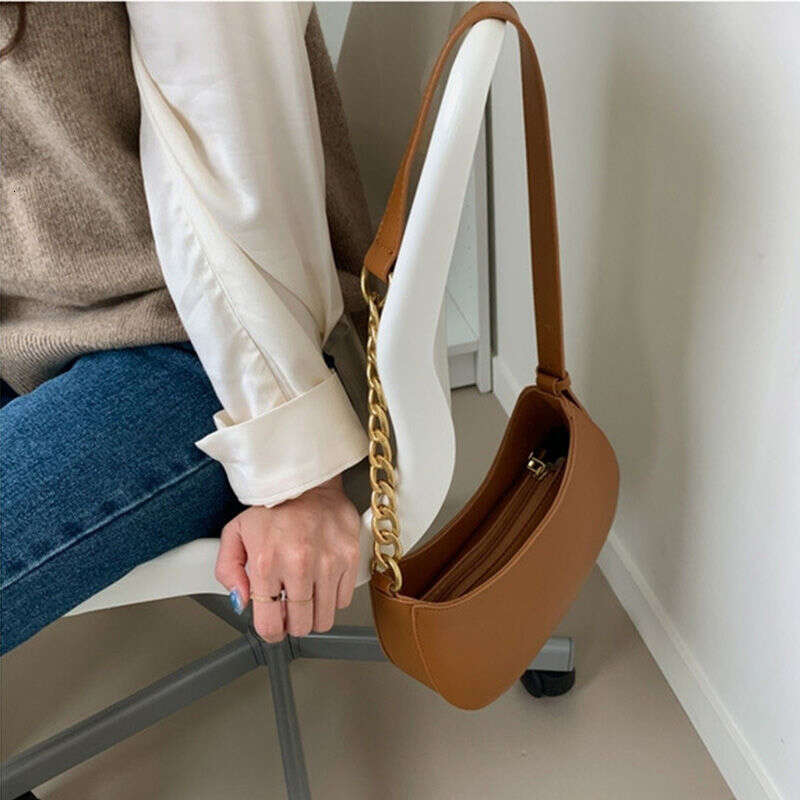 French new version niche design brown single shoulder underarm women's zipper small color chain saddle bag