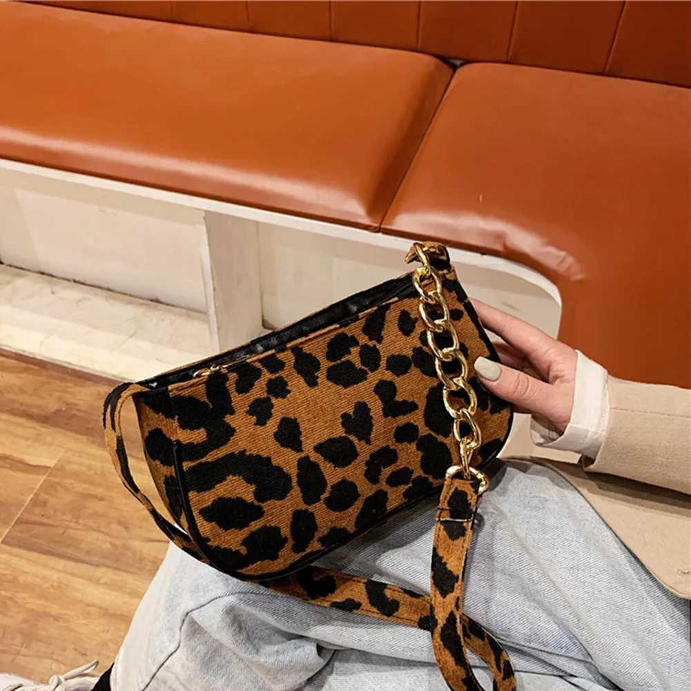 Leopard Pattern Shoulder Handbag Street Shopping Women Plush Underarm Bag PurseXJ250512