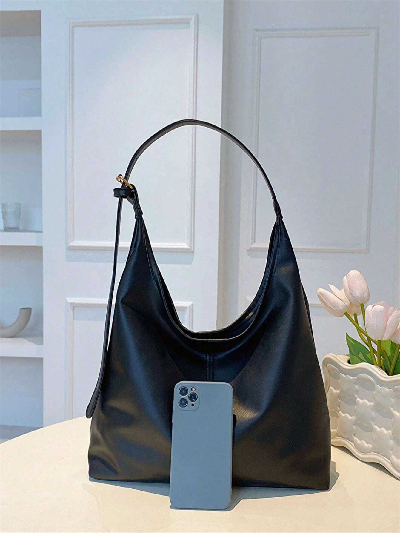 Fashionable Causel Tote Bag For Women Minimalist Golden Buckle Decor Shoulder Bag With Adjustable Strap Womens HandbagW250512