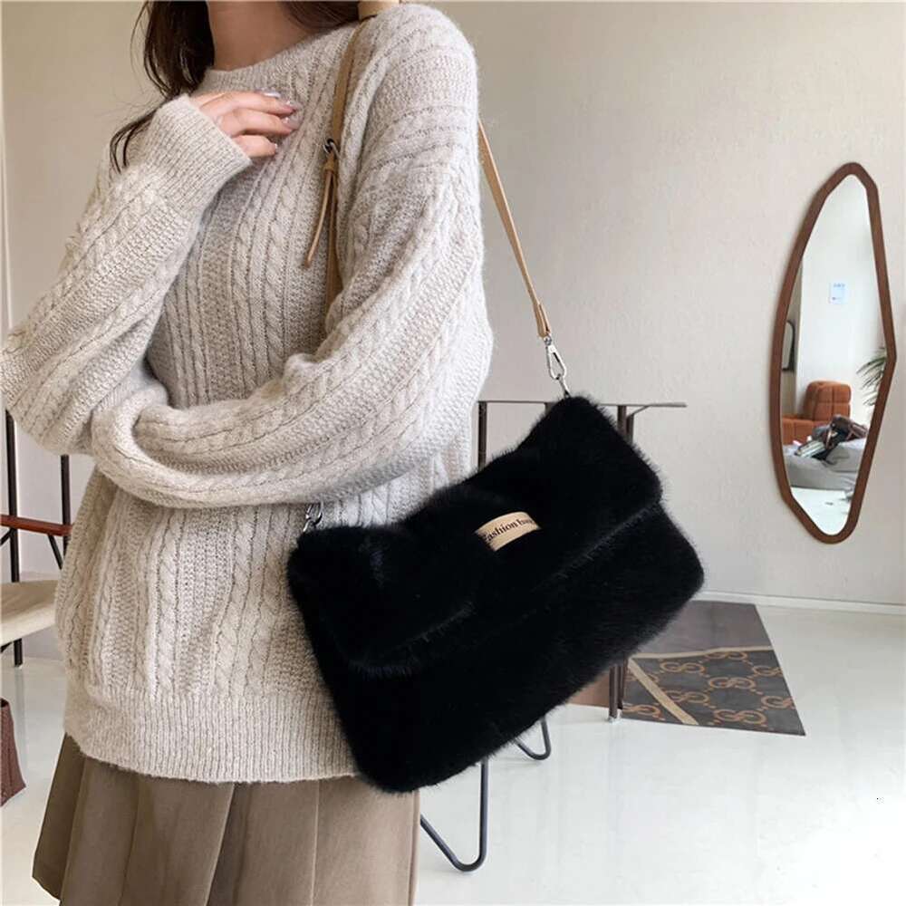 Winter Faux Fur Handbag Women Soft Plush Crossbody Bags 2023 New Furry Designer Square Satchel Ladies Fluffy Shoulder Bag