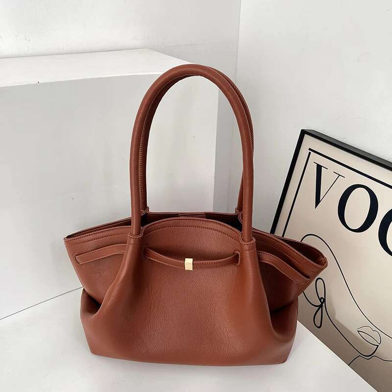 Tote Bag Women With A High-End Feel, Unique Design, Large Capacity, Retro Style For Commuting And Carrying.