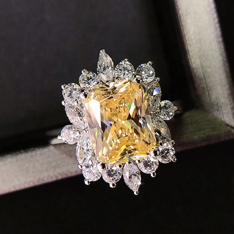 Huitan Square Yellow CZ Stone Womens Ring for Evening Party Elegant Lady Finger-rings Anniversary Gift Fashion Jewelry 250509
