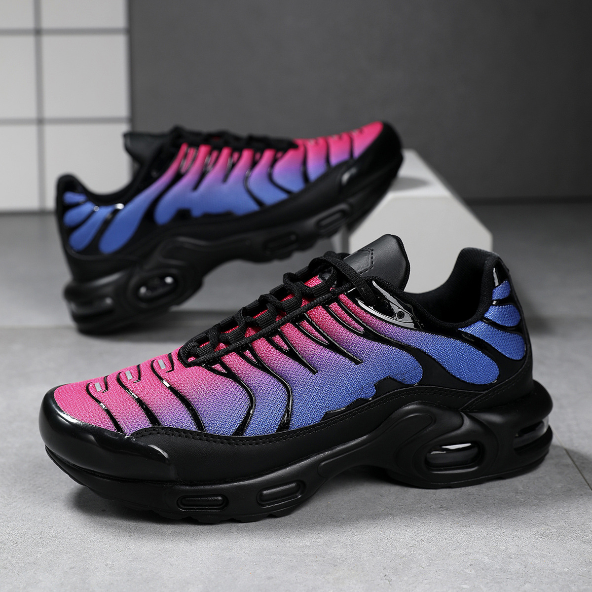 New Men Shoes Non Slip Male Running Footwears Lightweight Gym Sneakers Comfortable hurenlakeshoes
