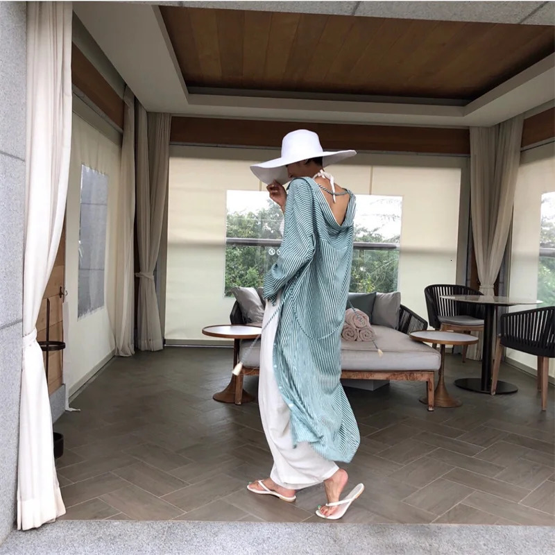 White punk straw hat 25cm large brim wholesale sun ultrathin breathable summer travel men and women 250512