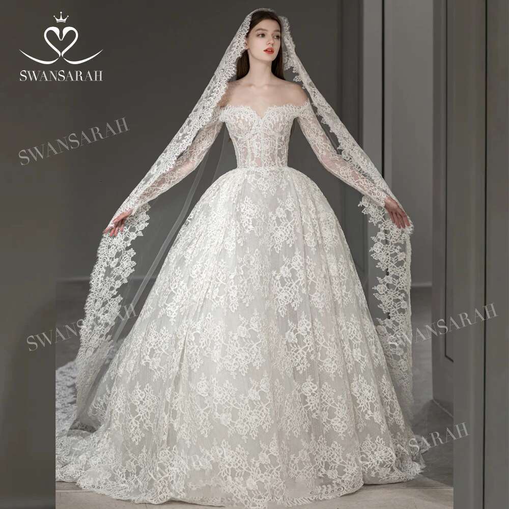 Long Sleeve Ball Gown Wedding Dress 2025 Sweetheart Vintage Lace customized Vestido De Novia SwanSarah B500 Backless Bride