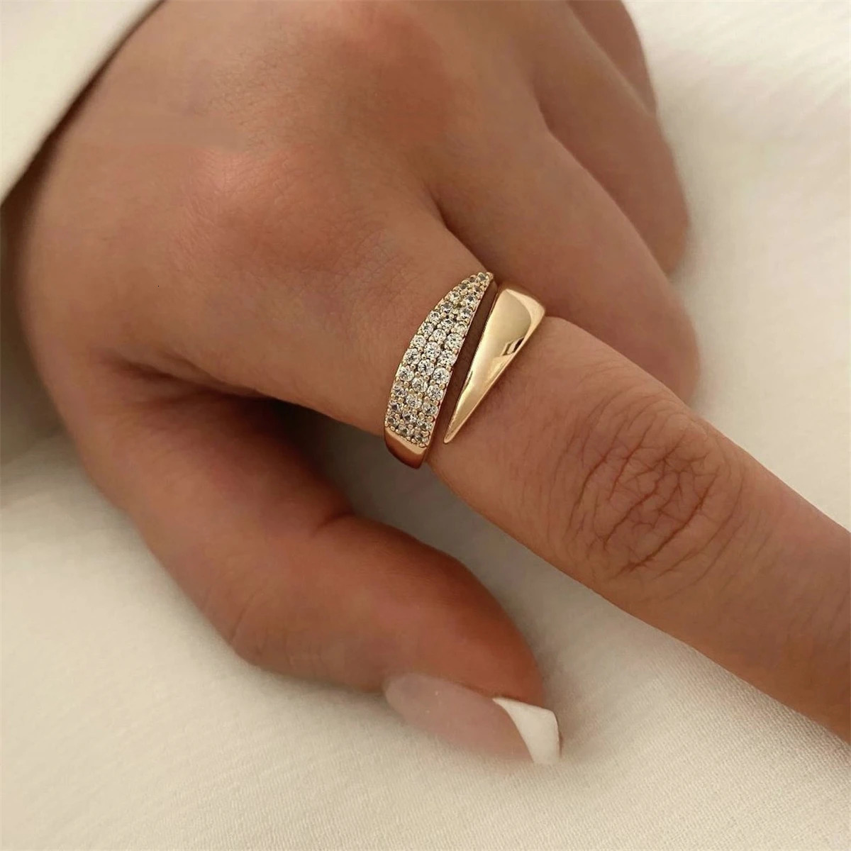 1 Pc Copper Zircon Open Adjustable Rings for Women Fashion Jewelry Gift 250509