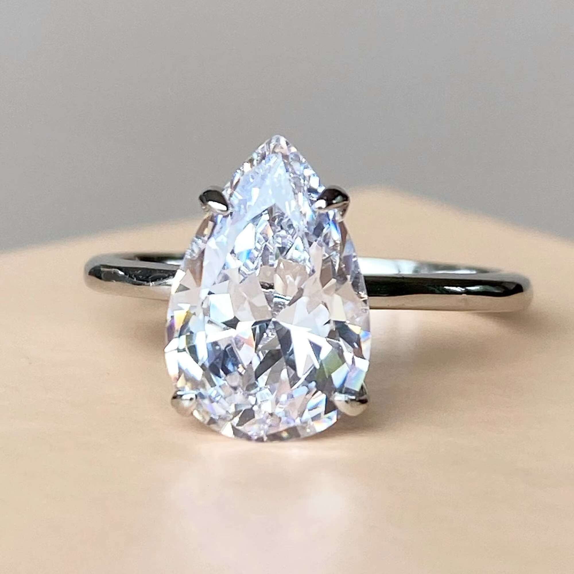 925 Sterling Silver VVS1 Moissanite Engagement Ring 3 Ct Pear Cut Gra Moissanite Diamond Ring Women