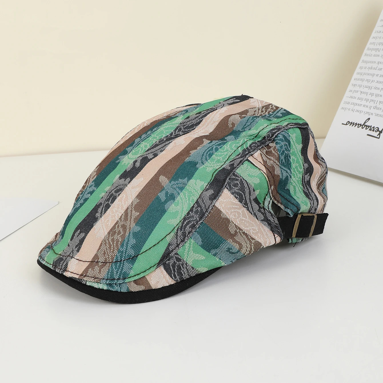 Ethnic fashion color matching striped cashew flower beret street travel with face small front hat 250512
