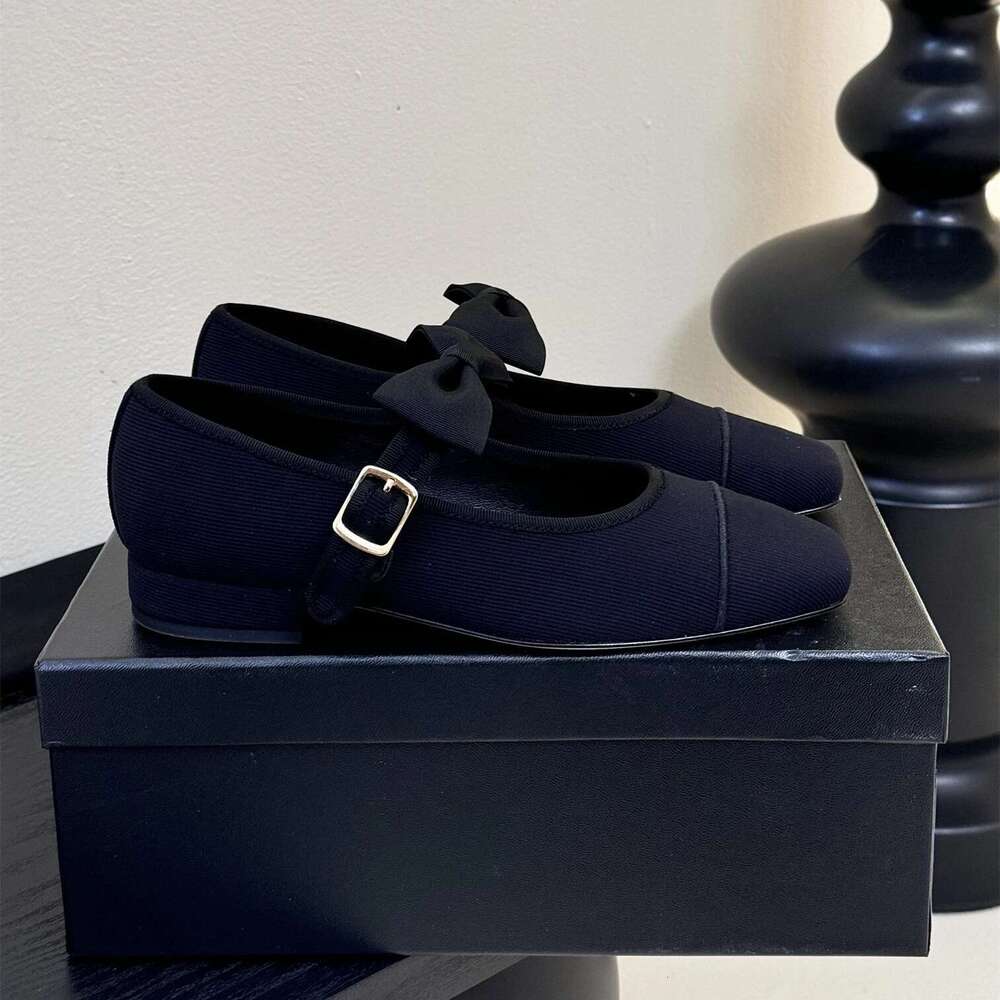 New Women Size35-41 Butterfly Knot Flats Mary Janes Square Toe Low Heels Buckle Strap Designer Shoes Zapatillas De Mujer
