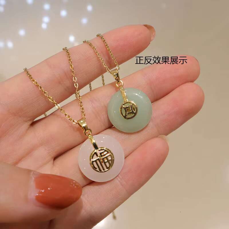 China Stainless Steel Lip Chain Gold Plated Hotan Jade Fortune Women's Necklace