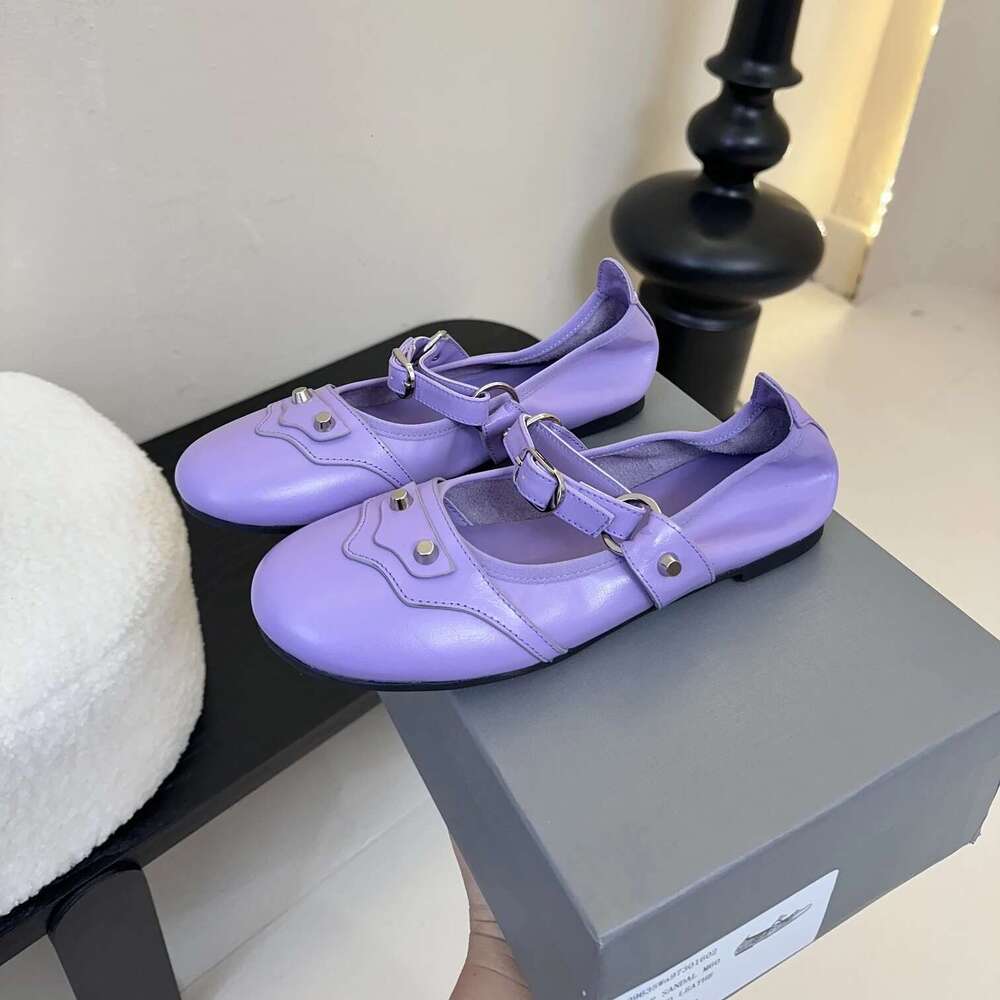 New Women Size35-41 Genuine Leather Ballet Flats Mary Janes Round Toes Metal Decoration Designer Shoes Zapatillas De Mujer