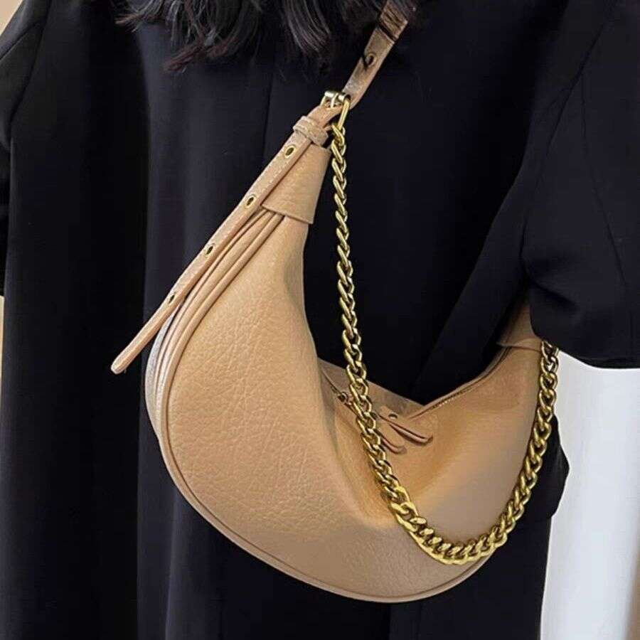 Large capacity for women 2025 new high-end texture niche autumn and winter versatile shoulder chain dumpling bag