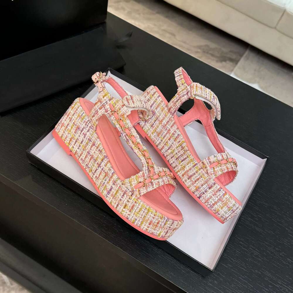 Women Size35-42 Sandals Chain High Heels Wedges Flat Platform Pumps Summer Buckle Strap Designer Shoes Zapatillas De Mujer