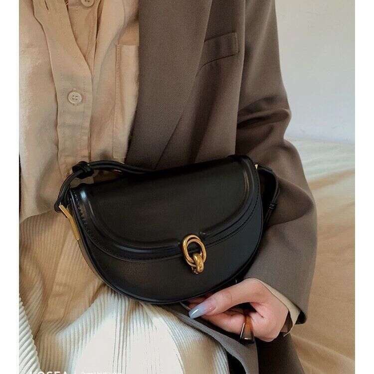 high-end saddle small 2024 new fashionable versatile women's armpit shoulder crossbody bag