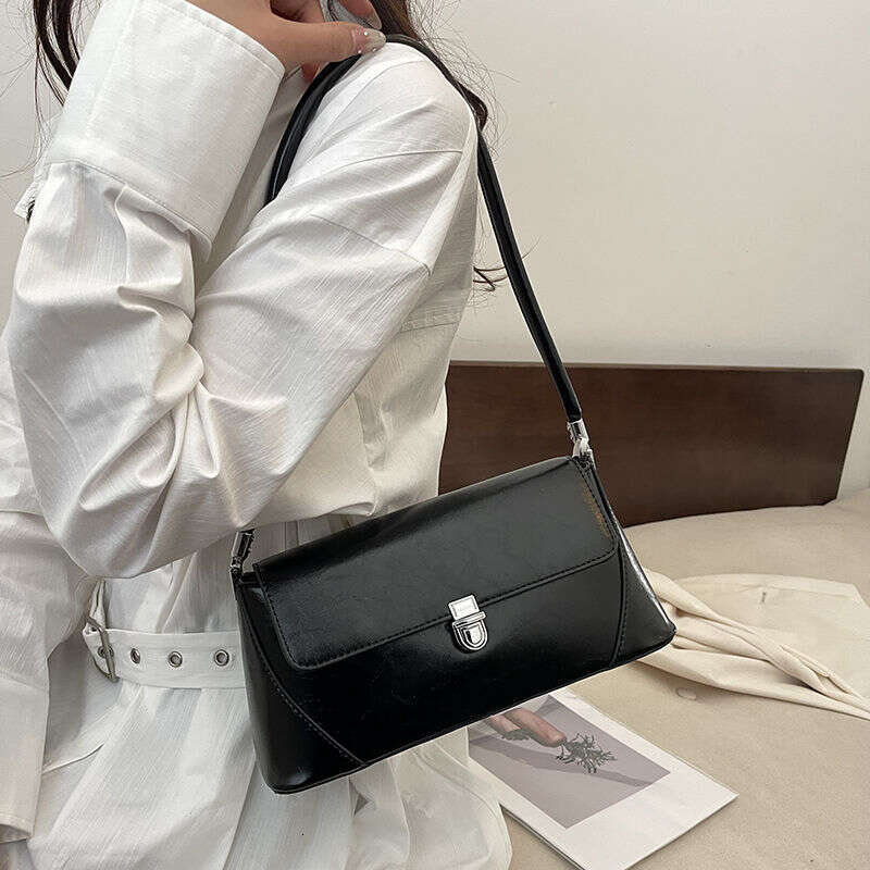 free shipping designer bags High end 2025 new niche design for women's fashion, light luxury, versatile, single shoulder armpit bag, hand-held li