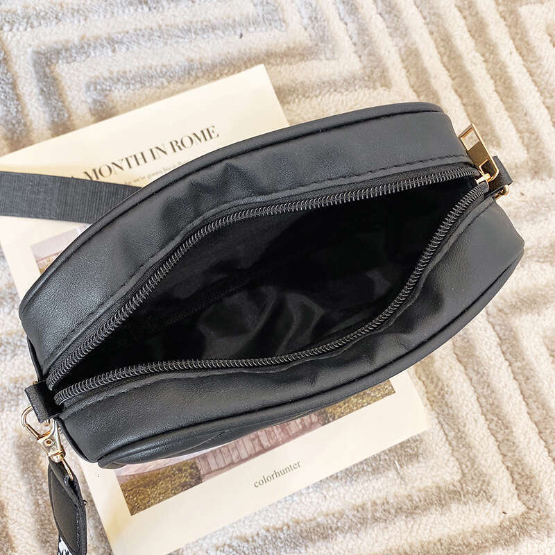 2024 New Square Women's Shoulder Fashion Diagonal Cross Small Bag Wallet
