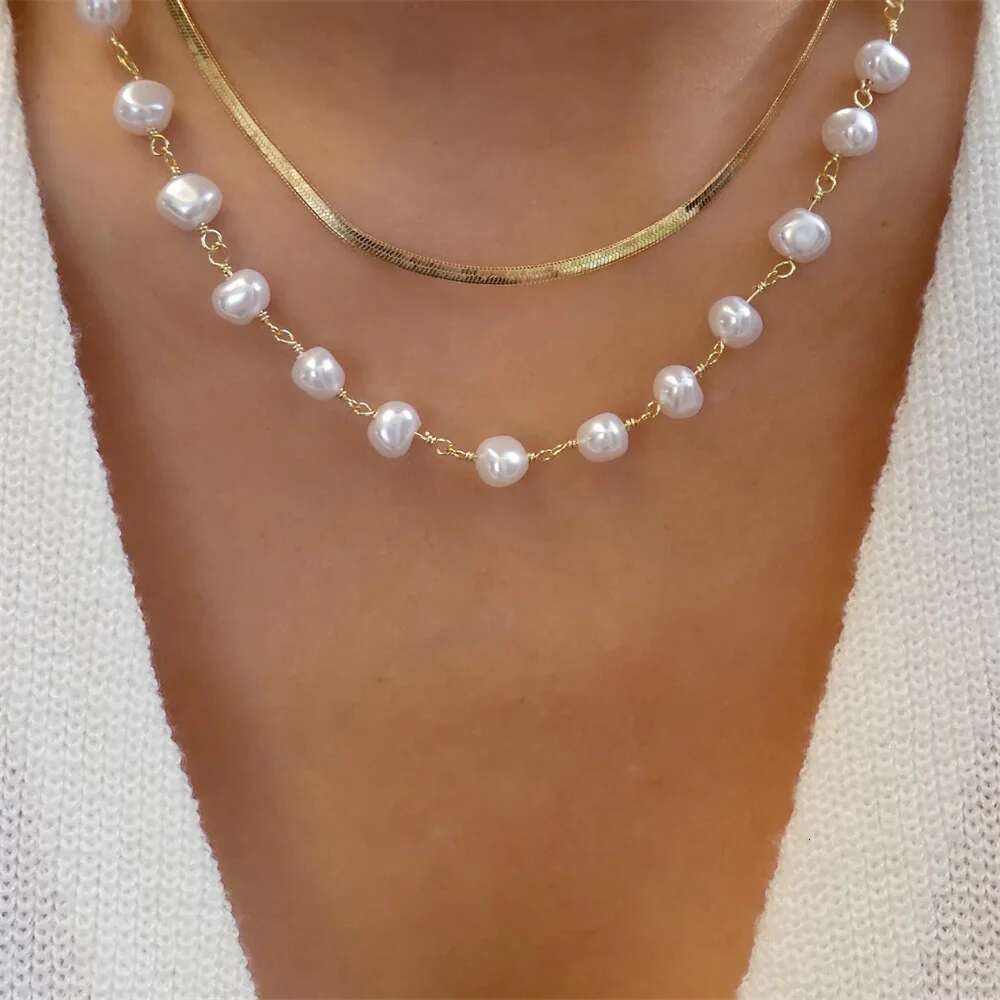 MAA-OE Multi-layer gold crystal necklace