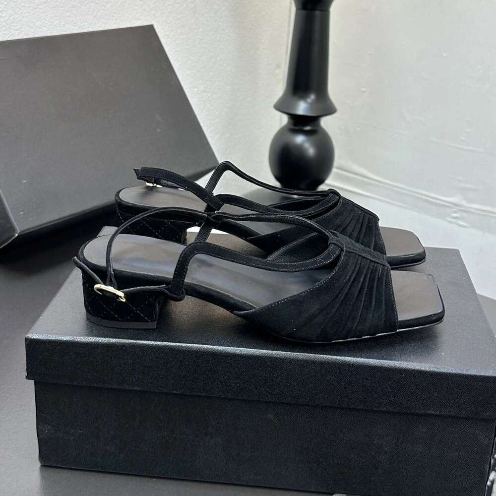 New Women Size35-41 Natural Kid Suede Sandals Med Heels Pumps Slingbacks Sewing Pleated Designer Shoes Zapatillas De Mujer