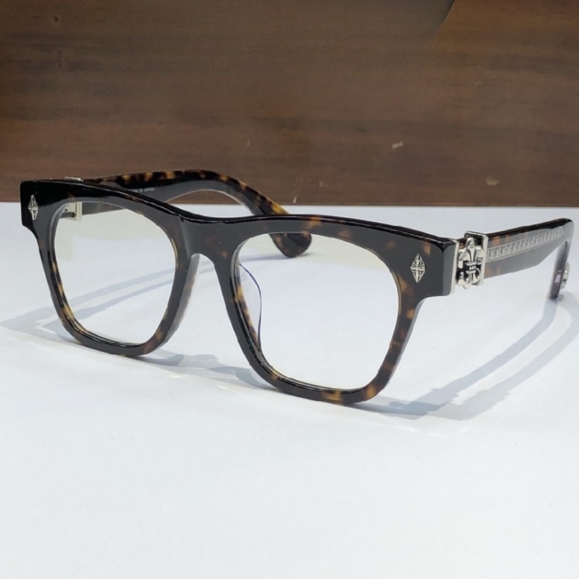 High Quality Men optical glasses Classic Luxury Designer Women eyeglass Titanium Punk Business Design Prescription Spectacle Frames with box 8249 SIZE