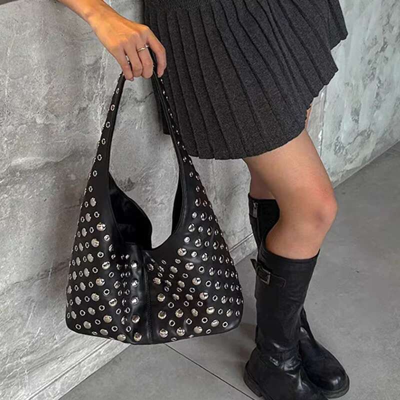 Fashion Punk Metal Rivet Bucket High Quality Underarm Shoulder Tote European And American New Trendy Motorcycle Bag