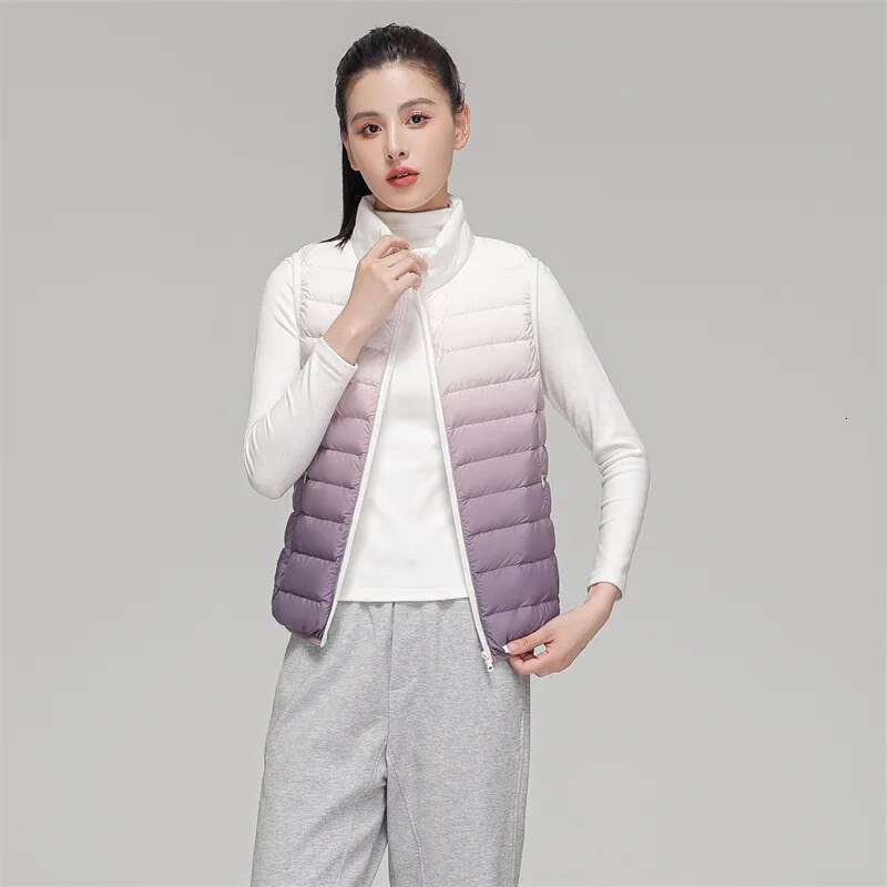 Women Novel Gradient Outwear 90% White Duck Down Ultra Light Vest Female Sleeveless Warm Waistcoat Designer