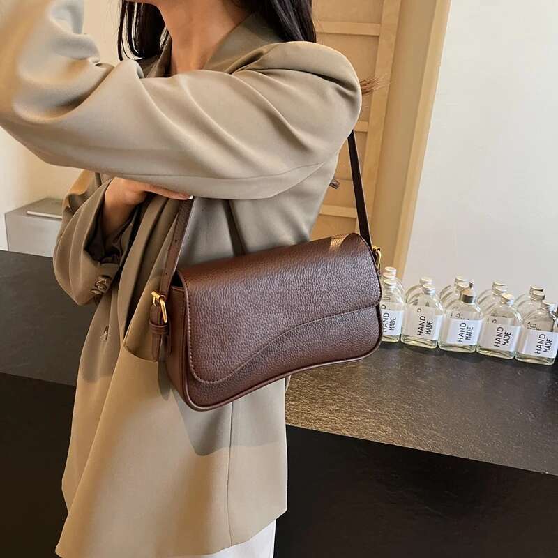 MOODS Irregular Shapes Crossbody Bags For Women Red Lychee Pattern Flap Shoulder Bag Casual Street Simple Fashion Satchels