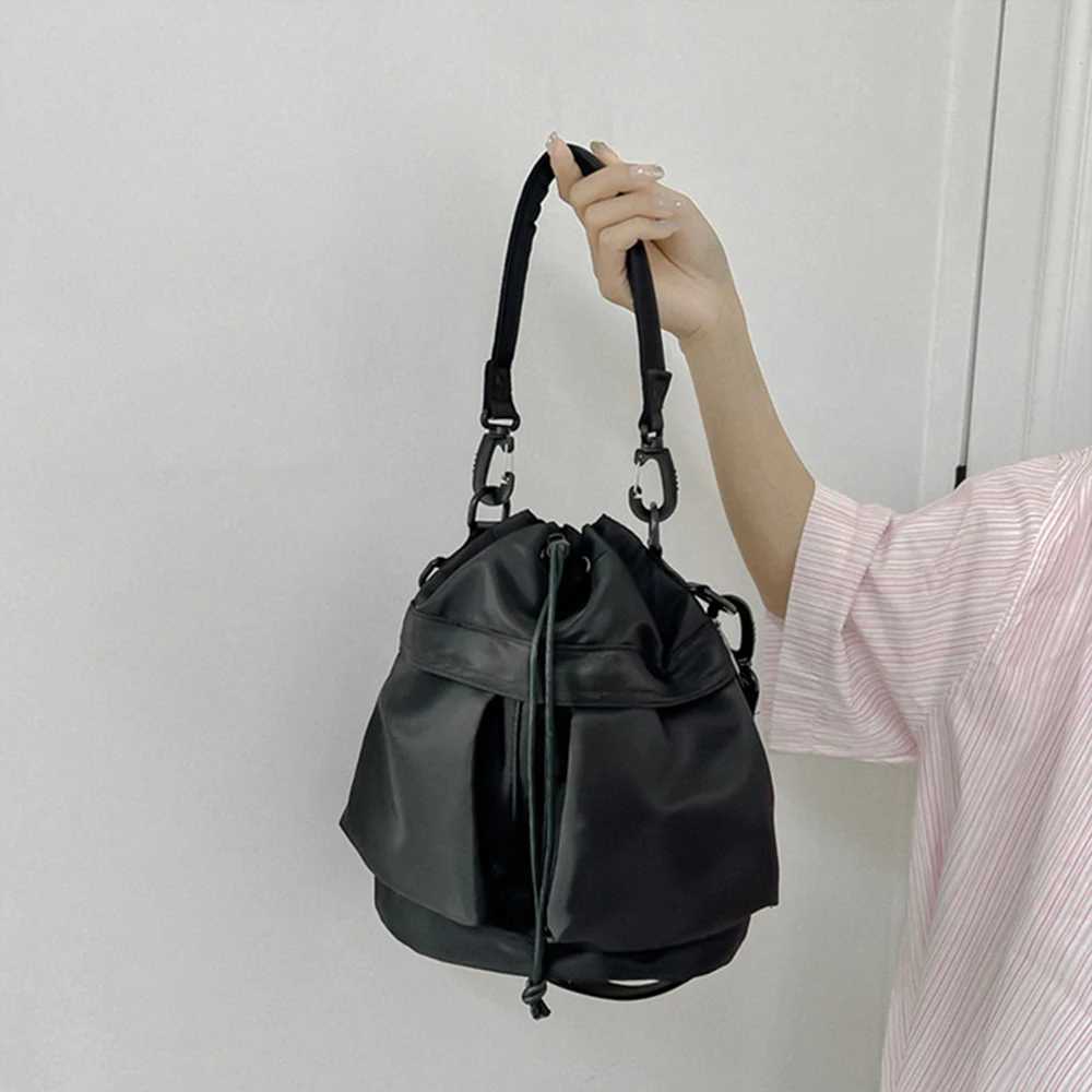 Fashion Drawstring Pleated Bucket Bag Lightweight Causal Nylon Shoulder Bag Large Capacity Crossbody Bags Women Portable Handbag Z250512