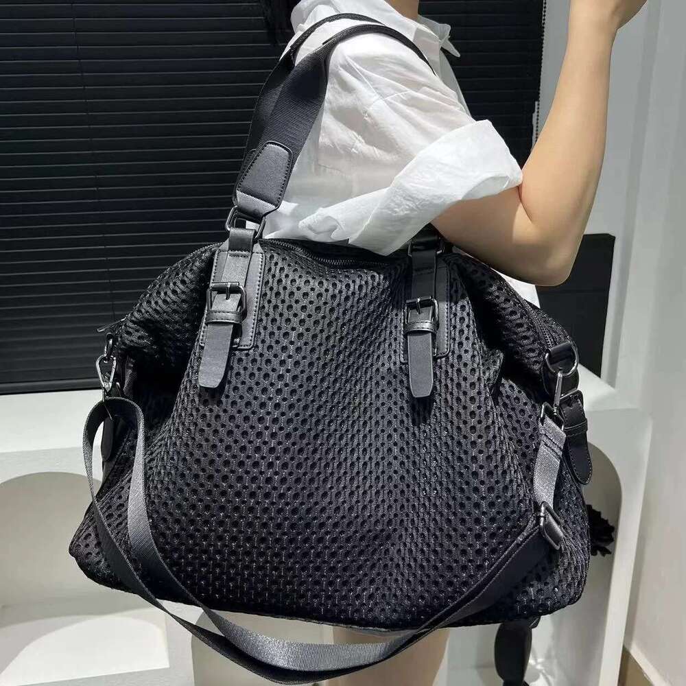 Women's Travel Simple Leisure Vacation Large Waterproof Nylon Mesh Shoulder Messenger Bag