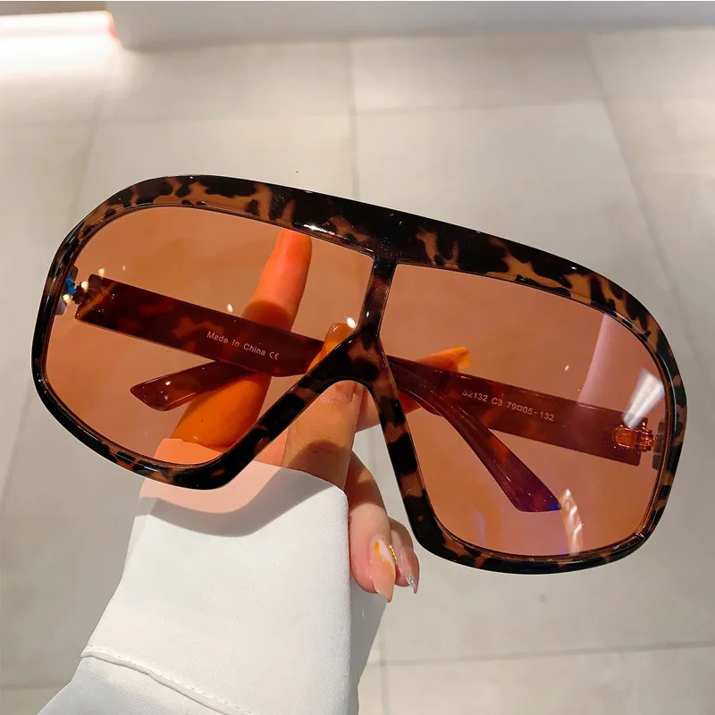 ner Punk Oversized Y2K Sunglasses Women For Men Trendy Sun Glasses Fashion Vintage y Big Frame Ladies Shades 250512