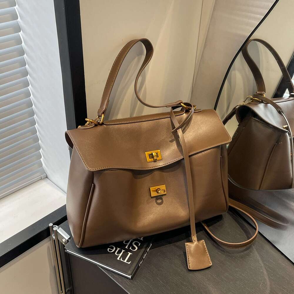 Pu Fabric Large-Capacity Retro Hand-Held Oblique Straddle Fashion Casual Shoulder Bag