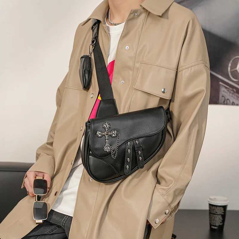 FAshion Saddle Bag Men Crossbody Bags Design Flap Shoulder Bag Hip Hop Mens ChEST Bag PU Leather Handbags Z250512