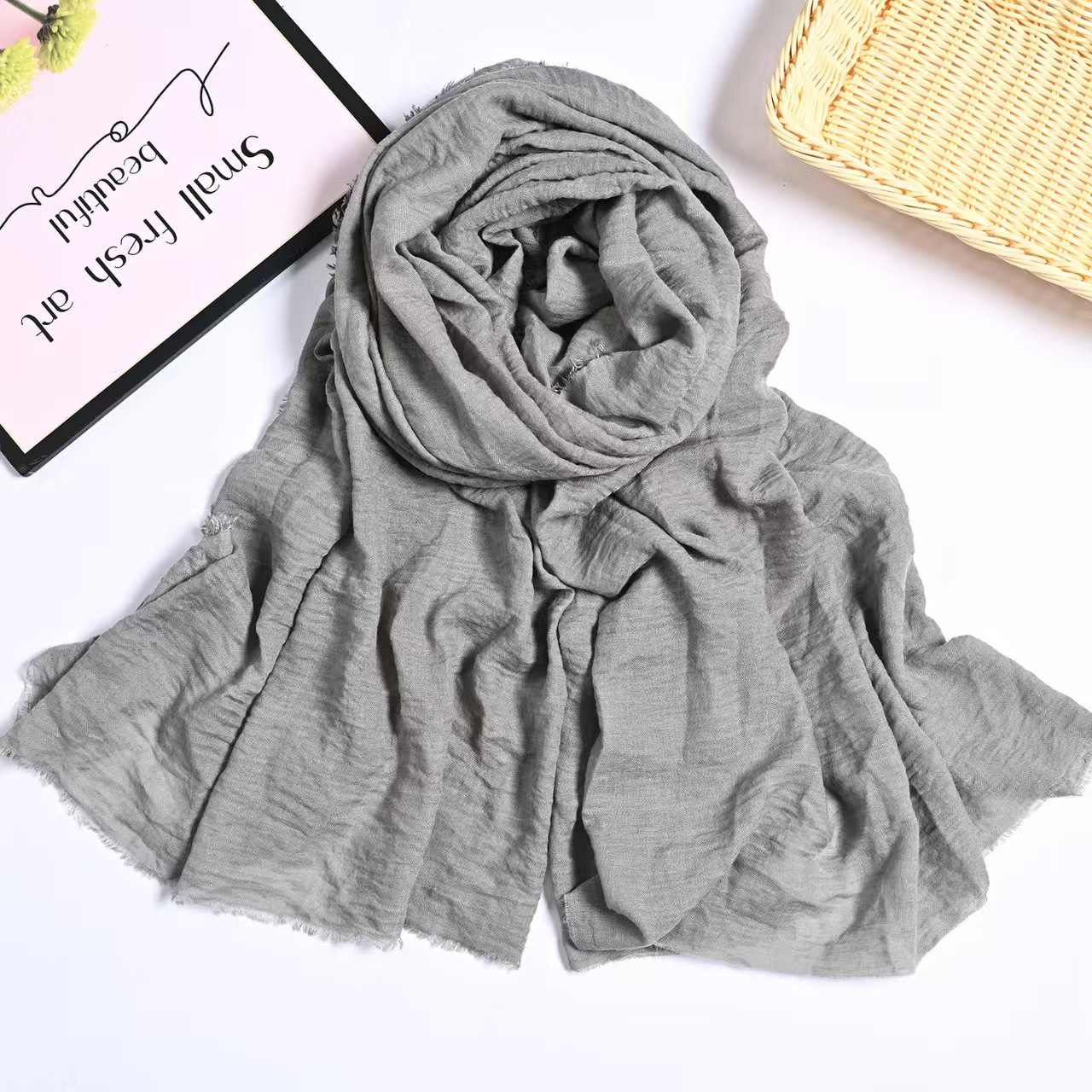 T688 European and American encrypted bubble wrinkle monochrome cotton and linen scarf solid color hair beard headband wrinkle pleated shawl
