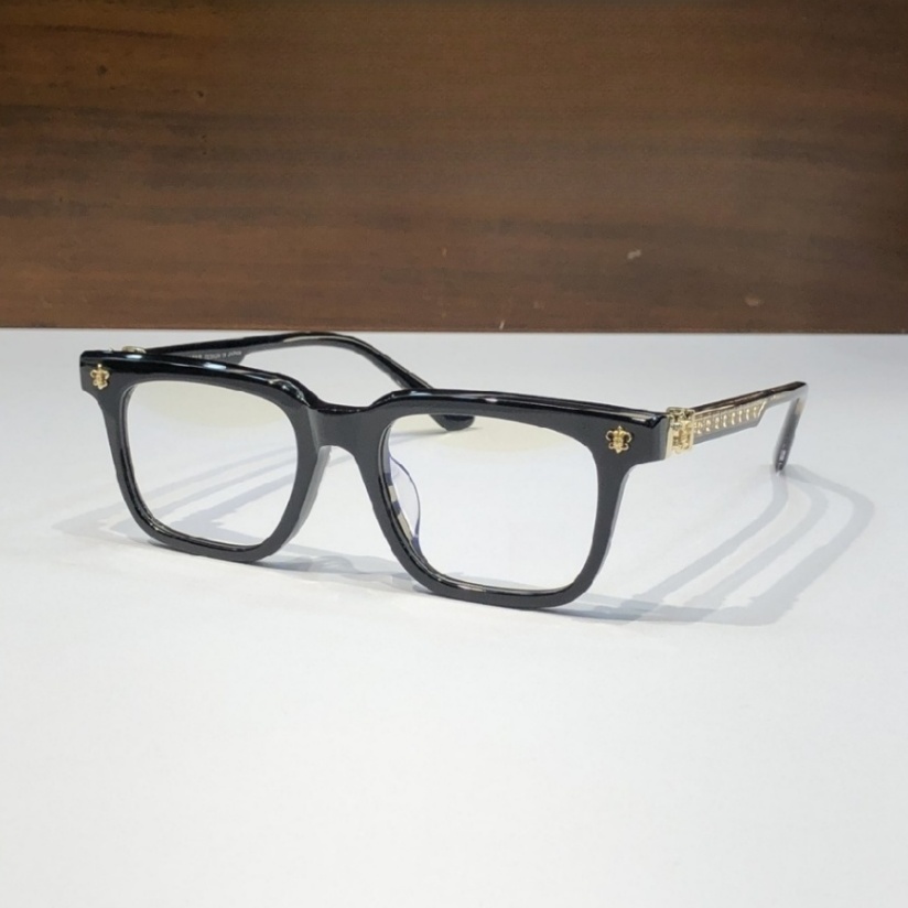 High Quality Men optical glasses Classic Luxury Designer Women eyeglass Titanium Punk Business Design Prescription Spectacle Frames with box 8207 SIZE
