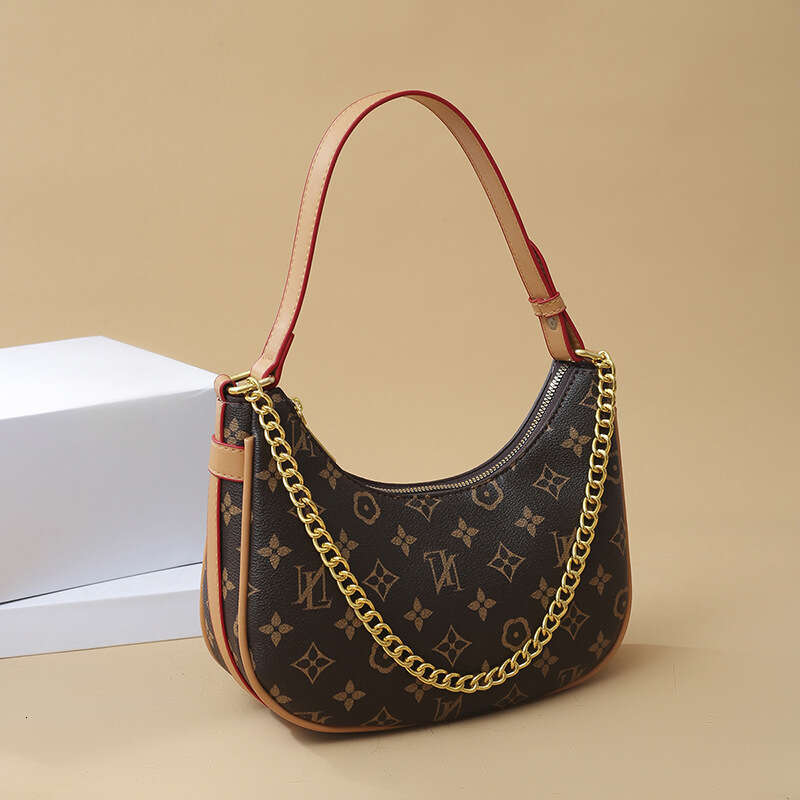 single highend feeling light luxury womens 2025 autumn and winter fashionable armpit bag printed versatile single shoulder bag
