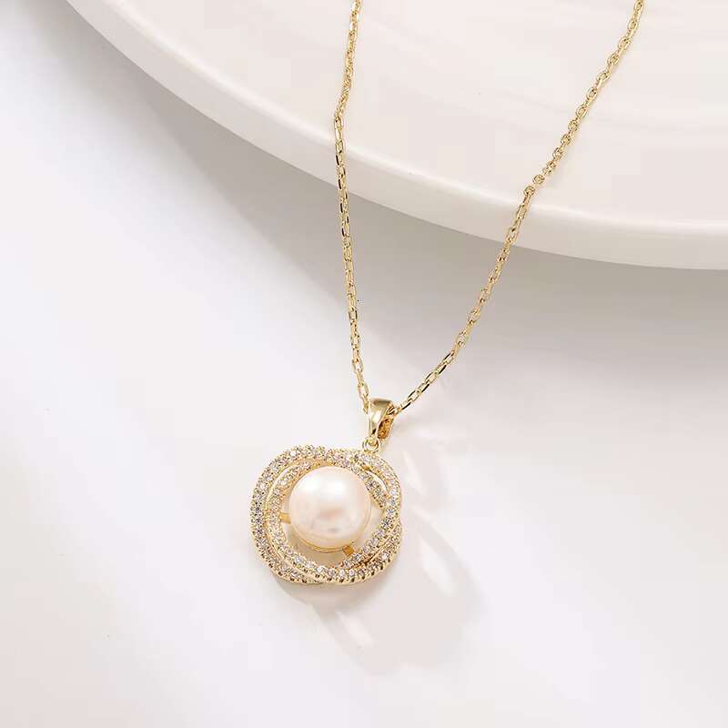 Whirlpool Pearl Women's Clavicle Chain Pendant Necklace Valentine's Day Gift Birthday Party Accessories
