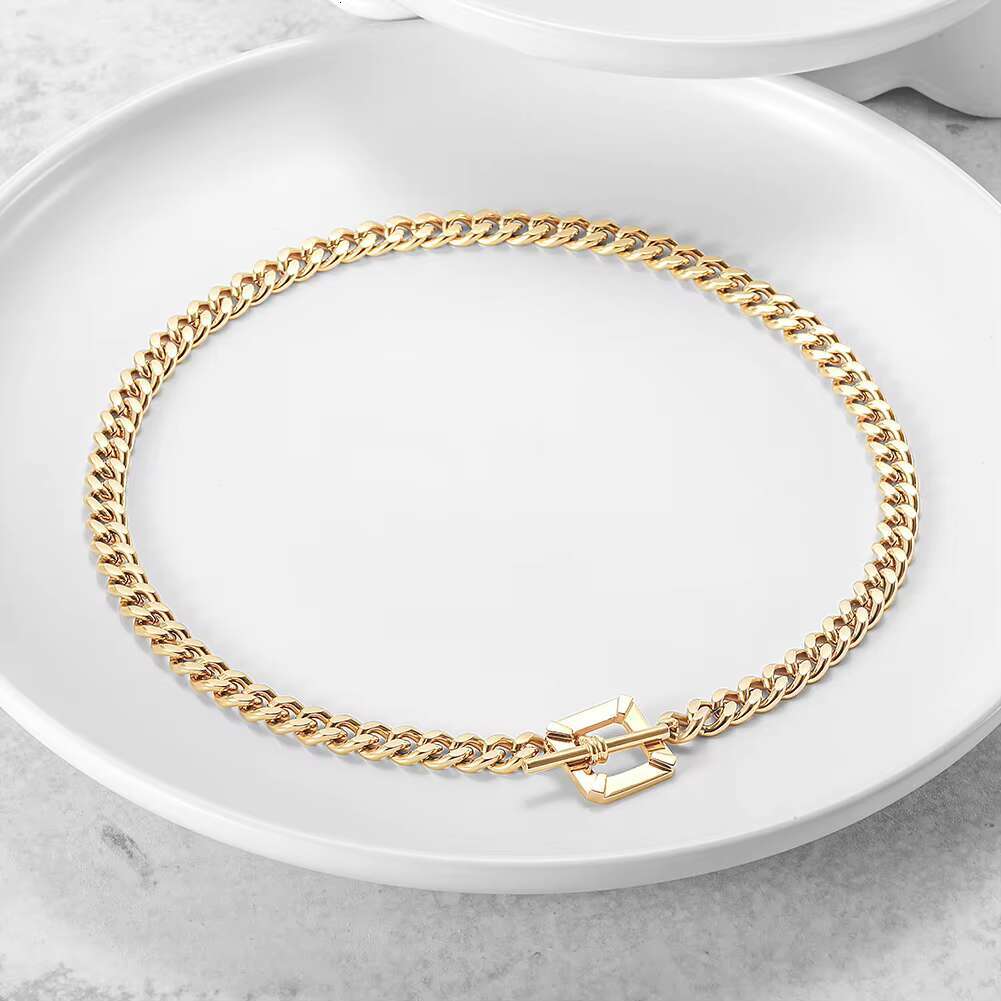 Women's shiny gold with simple square elbow buckle chain necklace