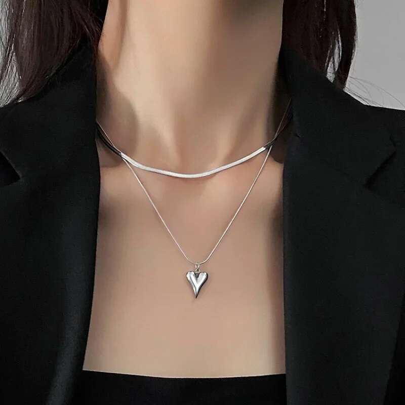 Double necklace with Laoloutian heart