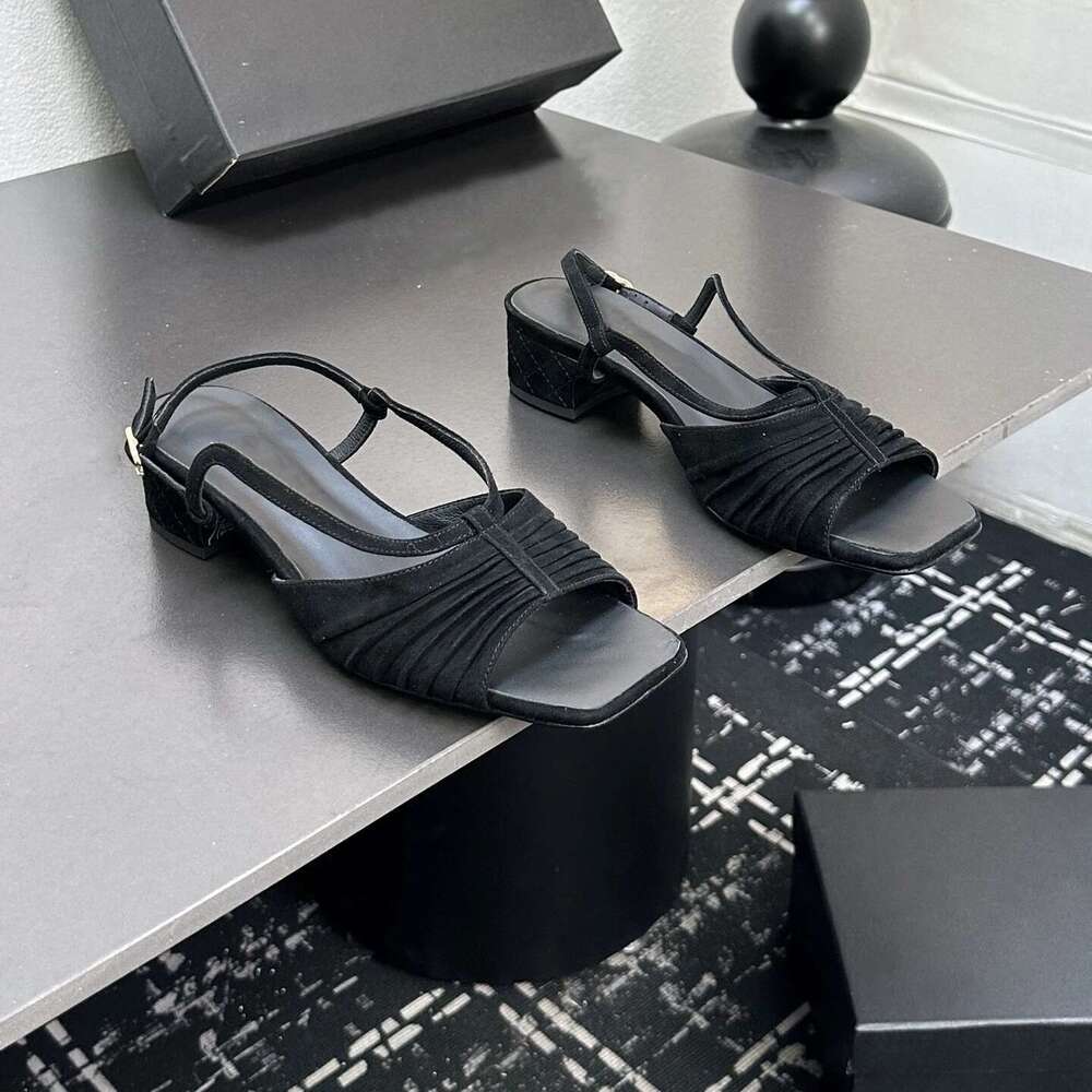 New Women Size35-41 Natural Kid Suede Sandals Med Heels Pumps Slingbacks Sewing Pleated Designer Shoes Zapatillas De Mujer
