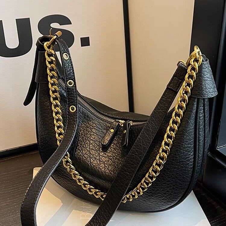 Large capacity for women 2025 new high-end texture niche autumn and winter versatile shoulder chain dumpling bag