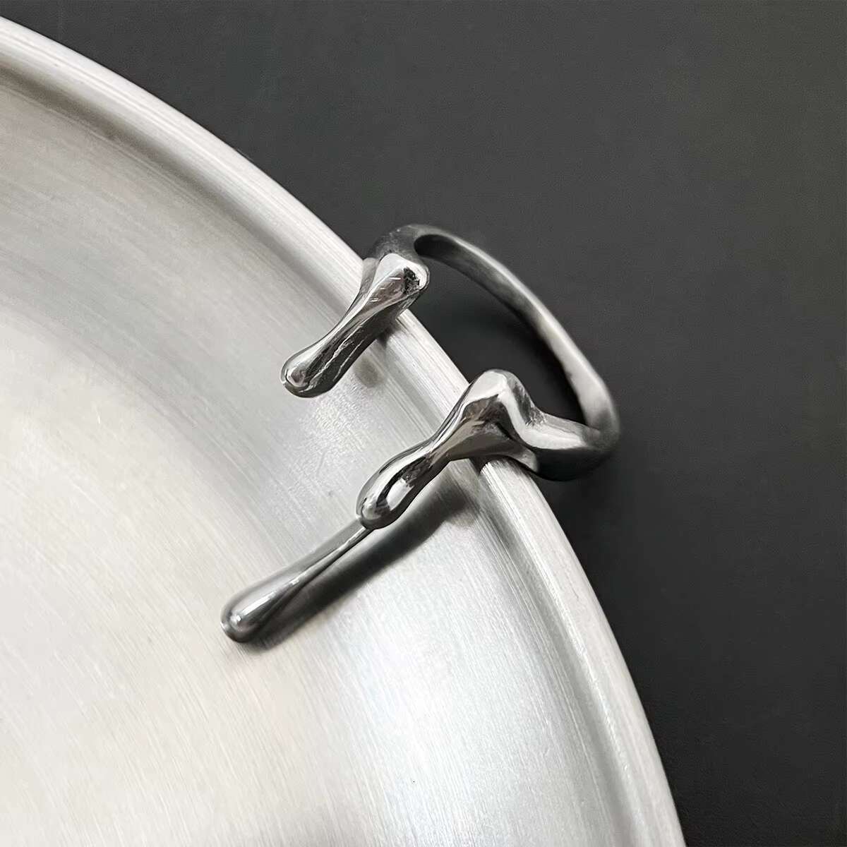 VAF Hand Polished Unisex Open Adjustable Liquid Fluid Ring Stainless Steel Unique Elegant Ring