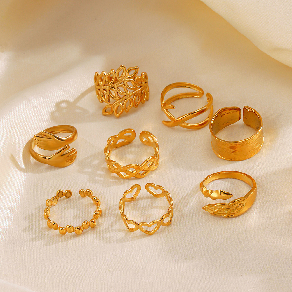 Popular and fashionable geometric open with female personality, wide face heart-shaped titanium steel ring