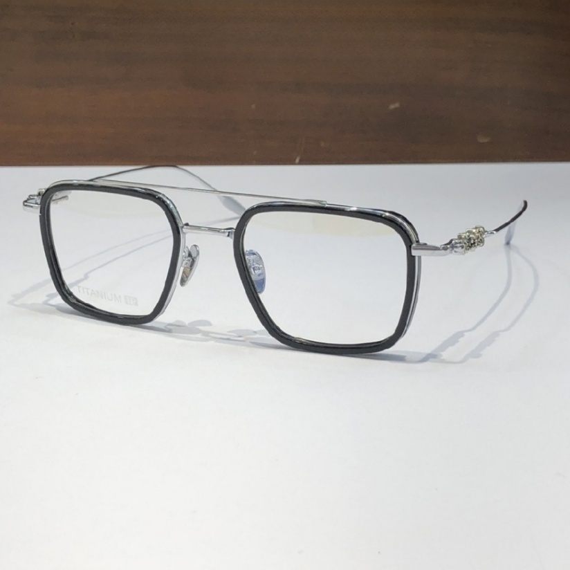 High Quality Men optical glasses Classic Luxury Designer Women eyeglass Titanium Punk Business Design Prescription Spectacle Frames with box 8236 SIZE