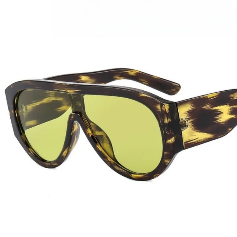 2025 Retro Green Oval Oversized Sunglasses Fashion Pilot Sun Glasses Trendy Shades UV400 Eyewear 250509