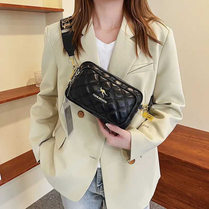 Argyle Pattern Simple Shoulder Bag Multiple Pockets Crossbody Bags Zipper Closure Women Leather Bag Designer Bag PursesW250512