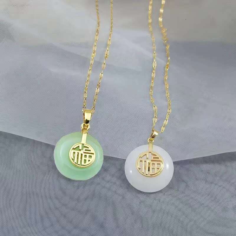 China Stainless Steel Lip Chain Gold Plated Hotan Jade Fortune Women's Necklace