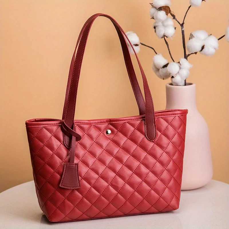 Chic Embroidered Tote Bag for Women - Spacious Stylish Shoulder Handbag with Fixed Strap Polyester Lined Faux LeatherW250512