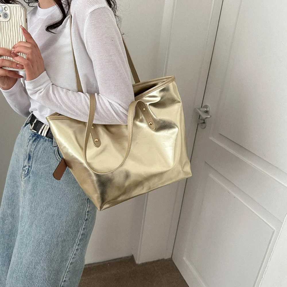 Women Large Handbag with Zipper Luxury Designer Silver Gold Shoulder Bag Simple Solid Color Soft Shopper Purse Ladies Tote BagXJ250512